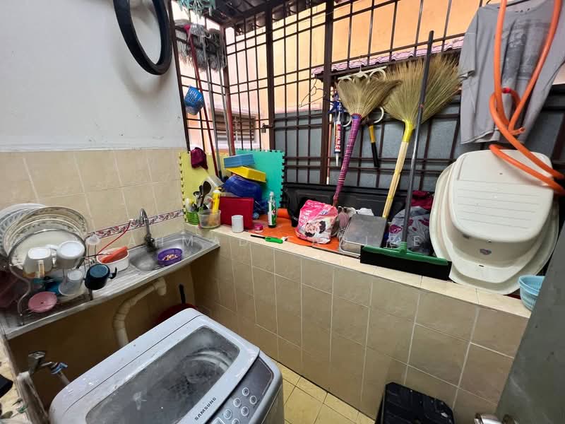 Pangsapuri untuk Dijual di Bangi Idaman Apartment - Ahmad Fadlee - PropertyGuru.com.my