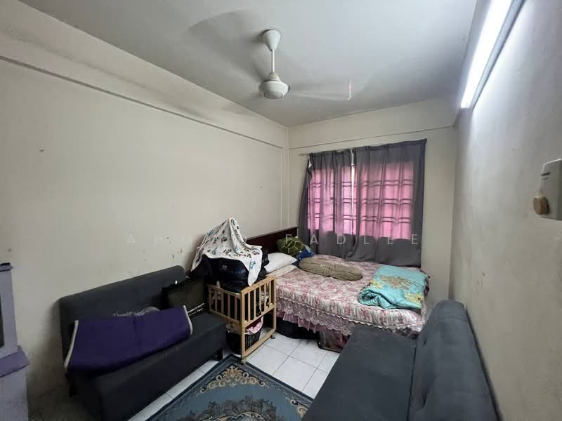 Pangsapuri untuk Dijual di Bangi Idaman Apartment - Ahmad Fadlee - PropertyGuru.com.my