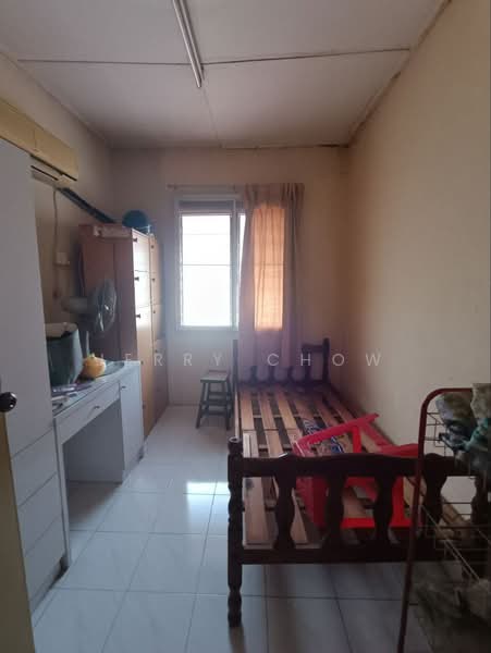 2-storey Terraced House for Sale in Taman Klebang Jaya (Chemor) - Jerry Chow - Bedroom - PropertyGuru.com.my