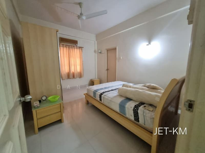 Semi-Detached House for Sale in Pjs 9 (Sunway) - Daniel Kok - Bedroom - PropertyGuru.com.my