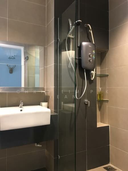Servis Apartment untuk Dijual di You Residences @ You City - Chris Lim Pek Yean - Bathroom - PropertyGuru.com.my