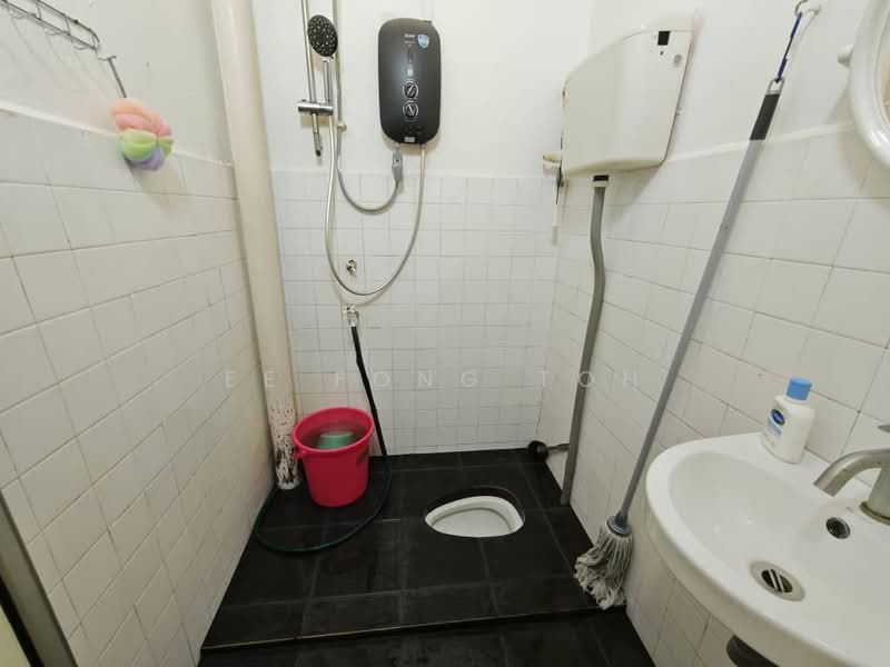 Rumah Teres 1 Tingkat untuk Dijual di Taman Universiti (Skudai) - Ee Fong Toh - PropertyGuru.com.my