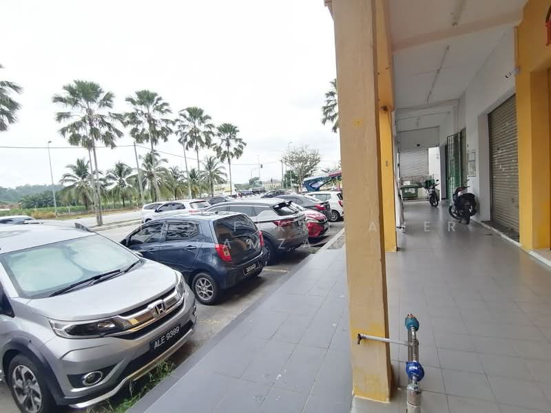 Shop / Office for Rent in Seksyen 15 (Bangi) - Ahmad Fikri Amer Hamzah - Exterior - PropertyGuru.com.my