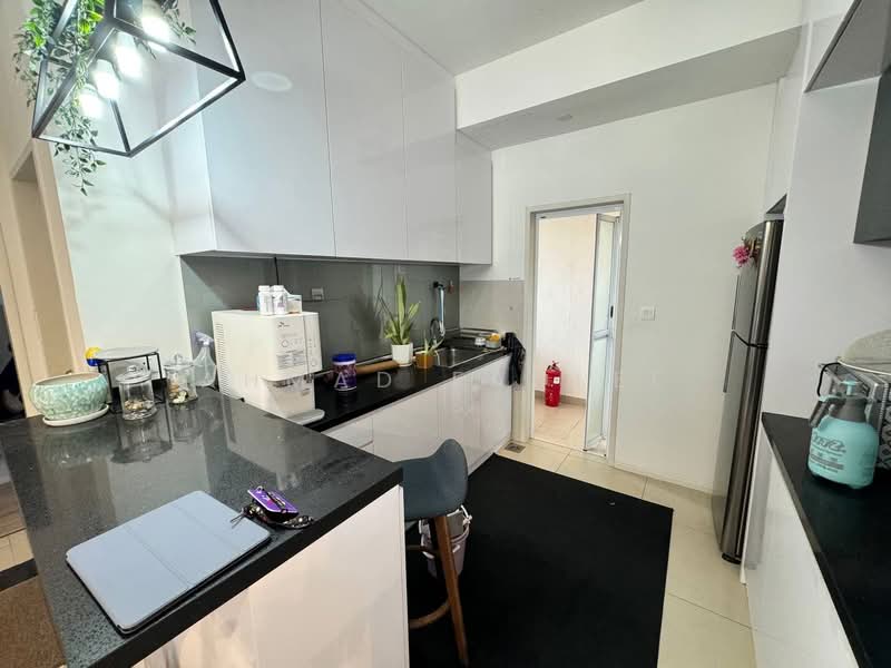 Service Residence for Sale at Sunway Gandaria - Ahmad Fadlee - Kitchen - PropertyGuru.com.my