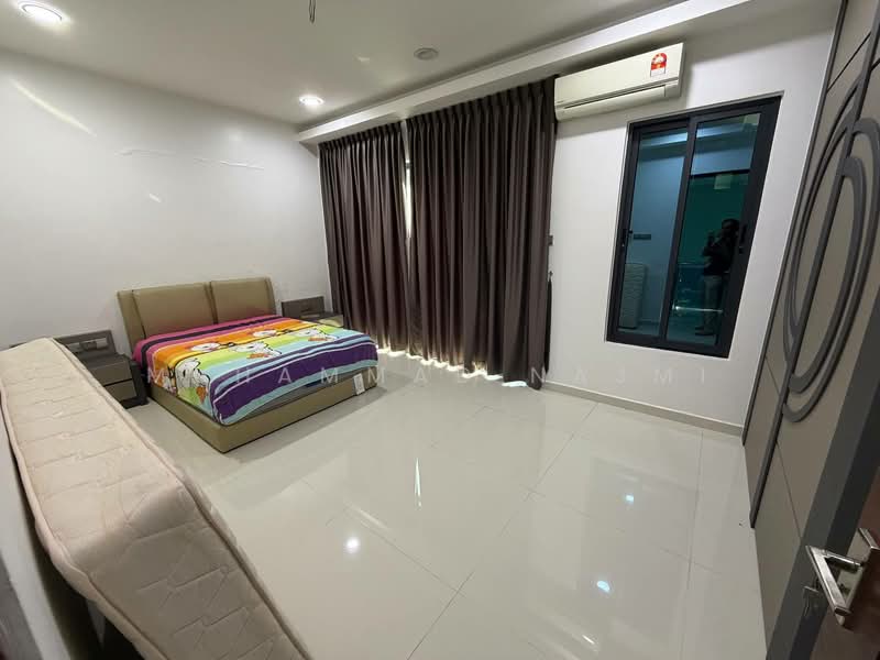 Rumah Banglo untuk Dijual di Bandar Chukai (Cukai) - Muhammad Najmi - Bedroom - PropertyGuru.com.my