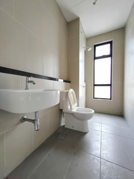Semi-Detached House for Sale in Kota Emerald (Rawang) - Heo Wai Kien - Bathroom - PropertyGuru.com.my