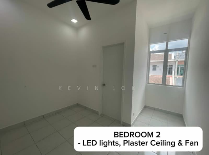 2-storey Terraced House for Sale in Bandar Baru Puncak Alam (Puncak Alam) - Kevin Loke - Bedroom - PropertyGuru.com.my