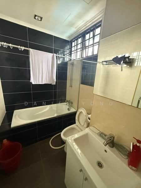 Condominium for Sale at Datin Halimah Condominium - Daniel Yong - Bathroom - PropertyGuru.com.my