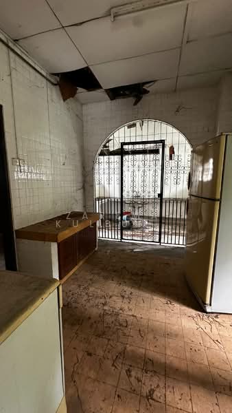 Bungalow for Sale in Taman Bukit Pantai (Bangsar) - Zarema Kulbuzheva - Kitchen - PropertyGuru.com.my
