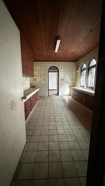 Bungalow for Sale in Taman Bukit Pantai (Bangsar) - Zarema Kulbuzheva - Kitchen - PropertyGuru.com.my