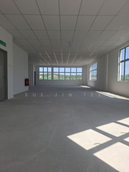 Shop / Office for Rent in Pekan Nanas (Johor) - Sue Jin Tee - Interior - PropertyGuru.com.my