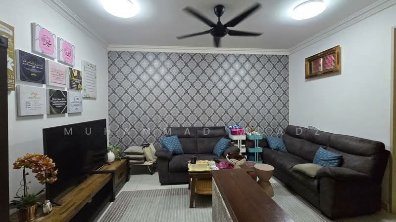 3-storey Terraced House for Sale in Subang Jaya (Selangor) - Muhammad Muadz - Living Room - PropertyGuru.com.my