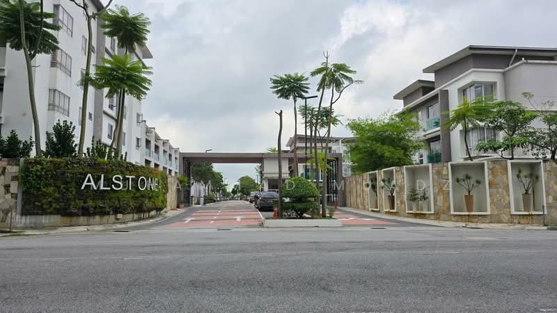 3-storey Terraced House for Sale in Subang Jaya (Selangor) - Muhammad Muadz - Exterior - PropertyGuru.com.my