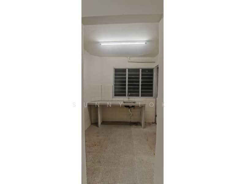 Rumah Flat untuk Disewa di Taman Mengkudu Flat - Sunny Lok - Kitchen - PropertyGuru.com.my