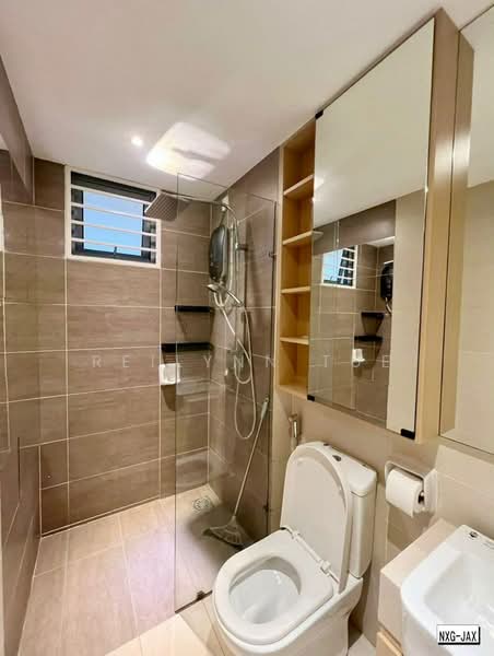 Pangsapuri untuk Dijual di Adria Residences - Reilynn Tue - Bathroom - PropertyGuru.com.my