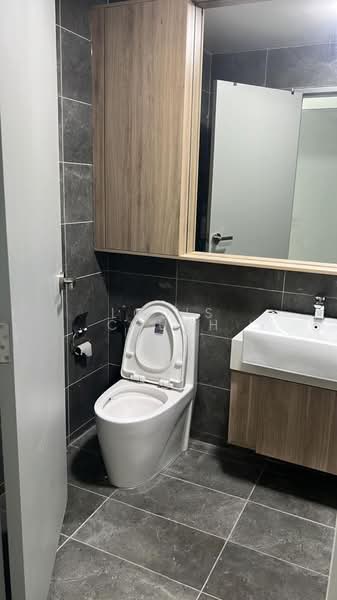 Servis Apartment untuk Disewa di Suasana @ Utropolis - Louis Chuah - Bathroom - PropertyGuru.com.my