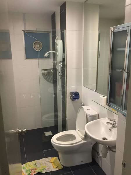 Kondominium untuk Disewa di Kiara Residence 2 (Residensi Kiara Jalil 2) - Yee Yew Kho - Bathroom - PropertyGuru.com.my