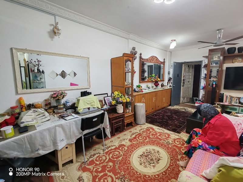 Condominium for Sale at Indah Condominium - Ahmad Gadafi Md Nor - Living Room - PropertyGuru.com.my