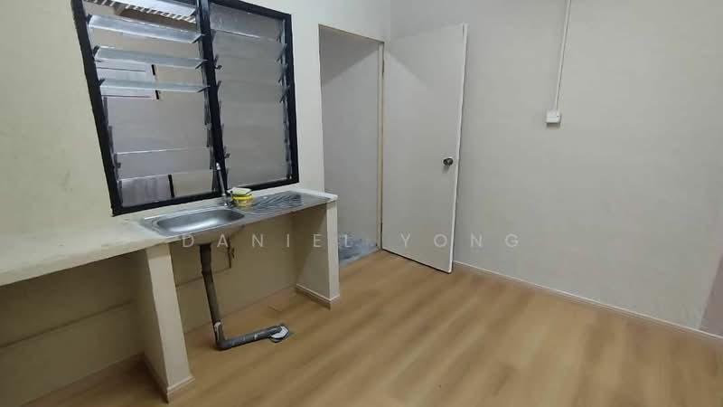 2-storey Terraced House for Sale in Pontian (Johor) - Daniel Yong - Kitchen - PropertyGuru.com.my