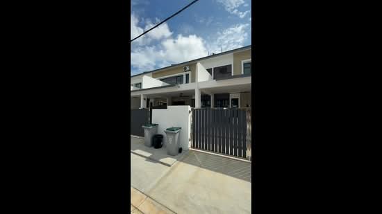 Rumah Teres 2 Tingkat untuk Dijual di Bandar Layangkasa (Pasir Gudang) - Fu Heng Chong - PropertyGuru.com.my