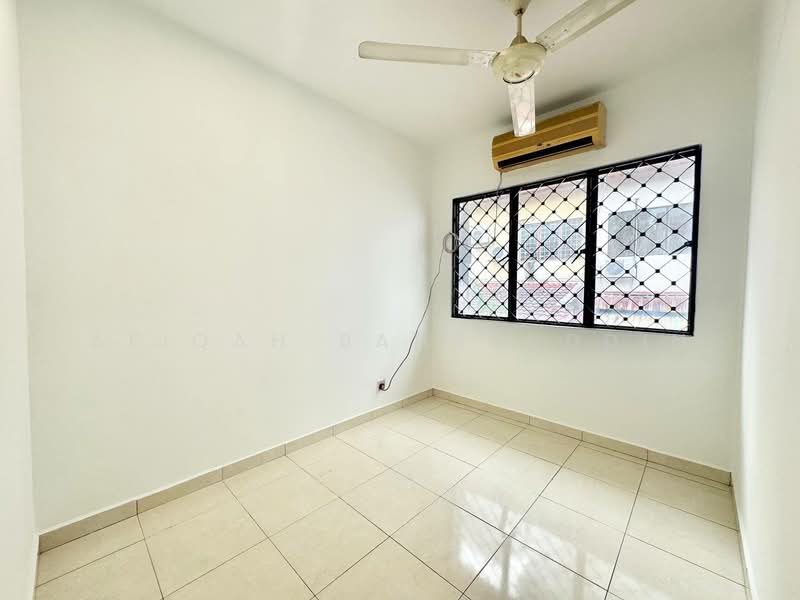 Rumah Teres untuk Dijual di Taman Segambut SPPK (Batu) - Afiqah Baharuddin - Interior - PropertyGuru.com.my