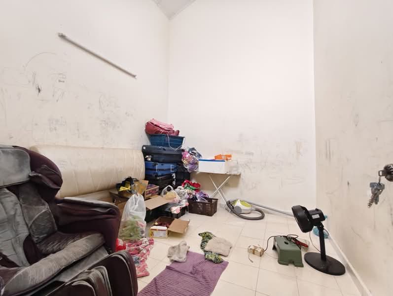 1-storey Terraced House for Sale in Bandar Putra (Kulai) - Daniel Yong - Interior - PropertyGuru.com.my