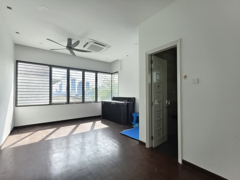 Banglo Lot Kosong untuk Dijual di Taman Bukit Seputeh (Seputeh) - Tyler Tan - Living Room - PropertyGuru.com.my