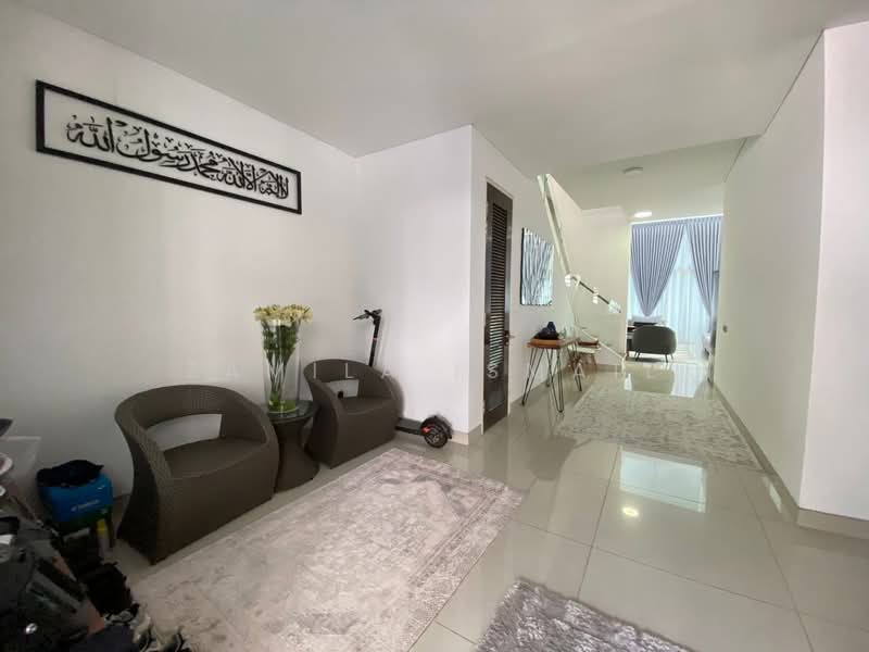 Rumah Teres 3 Tingkat untuk Dijual di Bukit Jelutong (Shah Alam) - Zamila Ismail - PropertyGuru.com.my