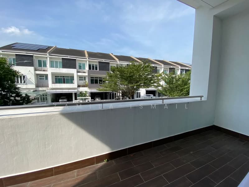 Rumah Teres 3 Tingkat untuk Dijual di Bukit Jelutong (Shah Alam) - Zamila Ismail - PropertyGuru.com.my