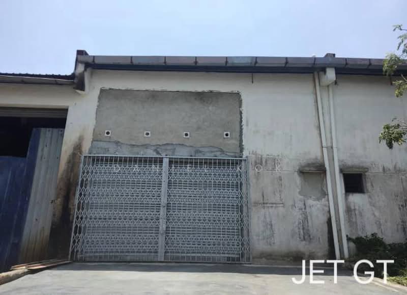 Terrace Factory for Sale in Bukit Sentosa (Rawang) - Daniel Kok - Exterior - PropertyGuru.com.my
