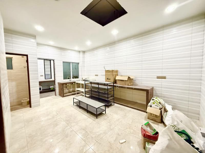 Rumah Berkembar untuk Dijual di Desa Kenanga (Semenyih) - BILYA ARIFF - Kitchen - PropertyGuru.com.my
