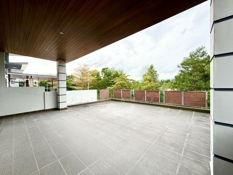 Rumah Berkembar untuk Dijual di Desa Kenanga (Semenyih) - BILYA ARIFF - Balcony - PropertyGuru.com.my