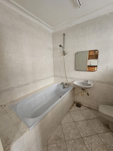 2-storey Terraced House for Sale in Bukit Jelutong (Shah Alam) - Winny Su - Bathroom - PropertyGuru.com.my