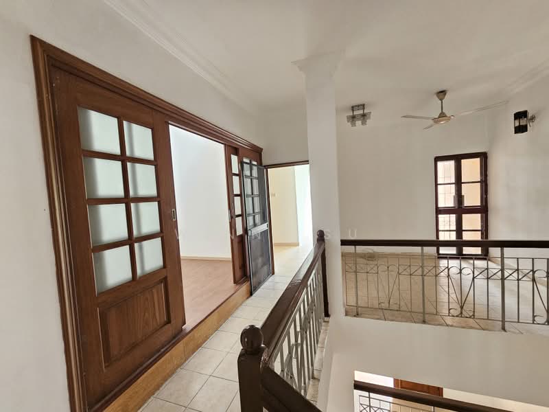 2-storey Terraced House for Sale in Bukit Jelutong (Shah Alam) - Winny Su - Corridor - PropertyGuru.com.my
