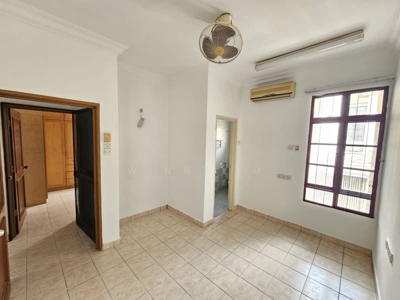 2-storey Terraced House for Sale in Bukit Jelutong (Shah Alam) - Winny Su - Interior - PropertyGuru.com.my