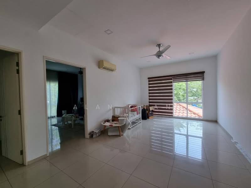 Bungalow for Sale in 16 Sierra (Puchong) - Alan Chan - Living Room - PropertyGuru.com.my