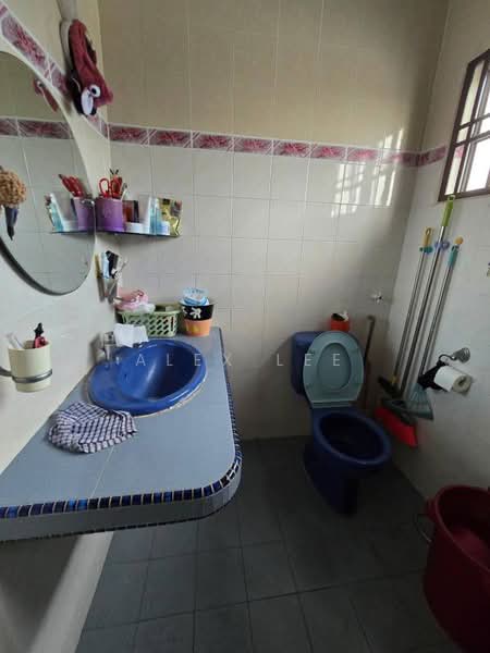 2-storey Terraced House for Sale in Kapar (Selangor) - Alex Lee - Bathroom - PropertyGuru.com.my