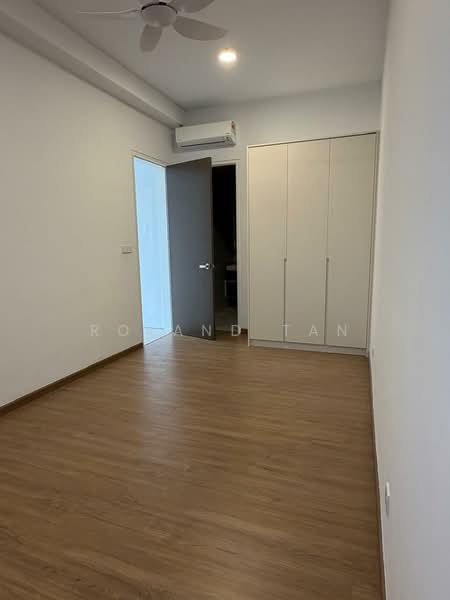 Service Residence for Sale at Met 1 Residences - Roland Tan - Bedroom - PropertyGuru.com.my