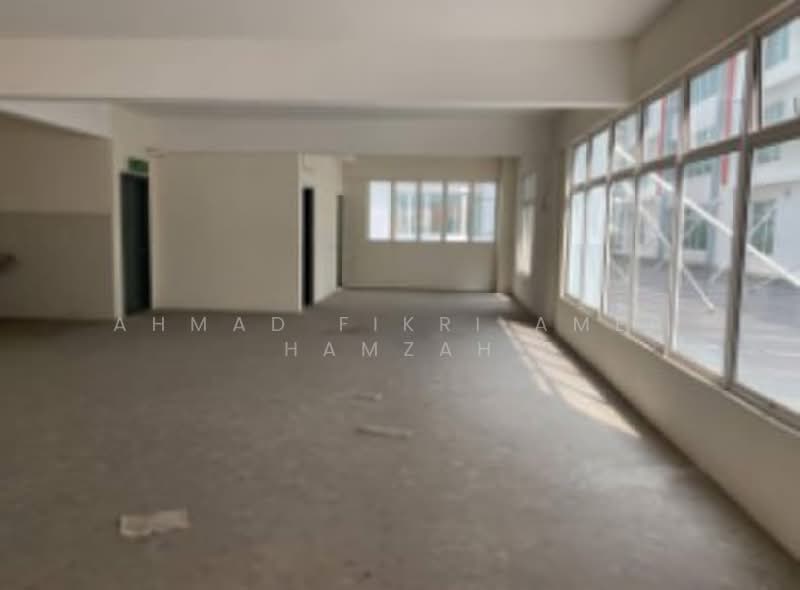 Office for Rent in Bandar Putra Permai (Seri Kembangan) - Ahmad Fikri Amer Hamzah - Interior - PropertyGuru.com.my