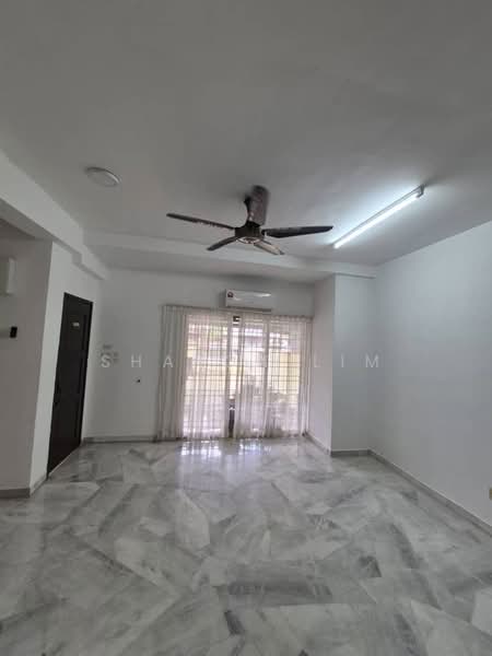 2-storey Terraced House for Rent in Putra Heights (Subang Jaya) - Sharon Lim - Living Room - PropertyGuru.com.my