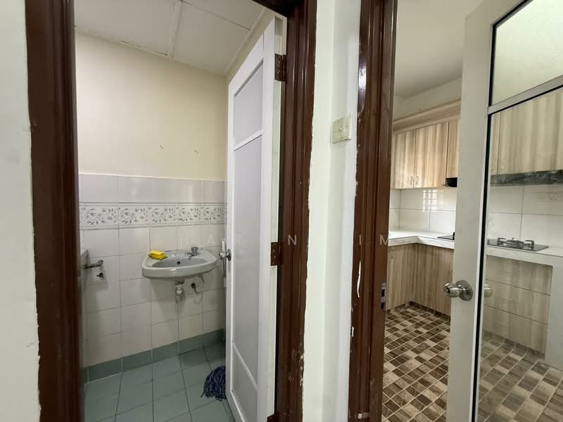 2-storey Terraced House for Rent in Putra Heights (Subang Jaya) - Sharon Lim - Kitchen /bathroom - PropertyGuru.com.my
