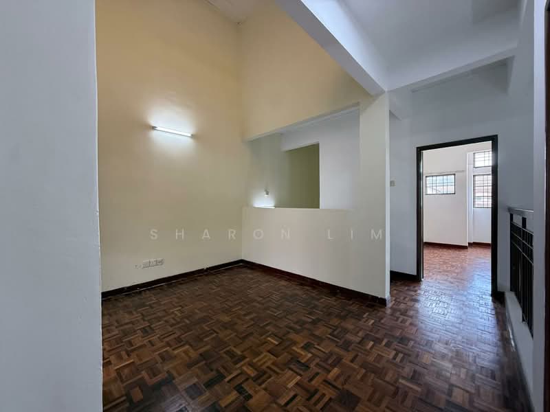 2-storey Terraced House for Rent in Putra Heights (Subang Jaya) - Sharon Lim - bedroom - PropertyGuru.com.my