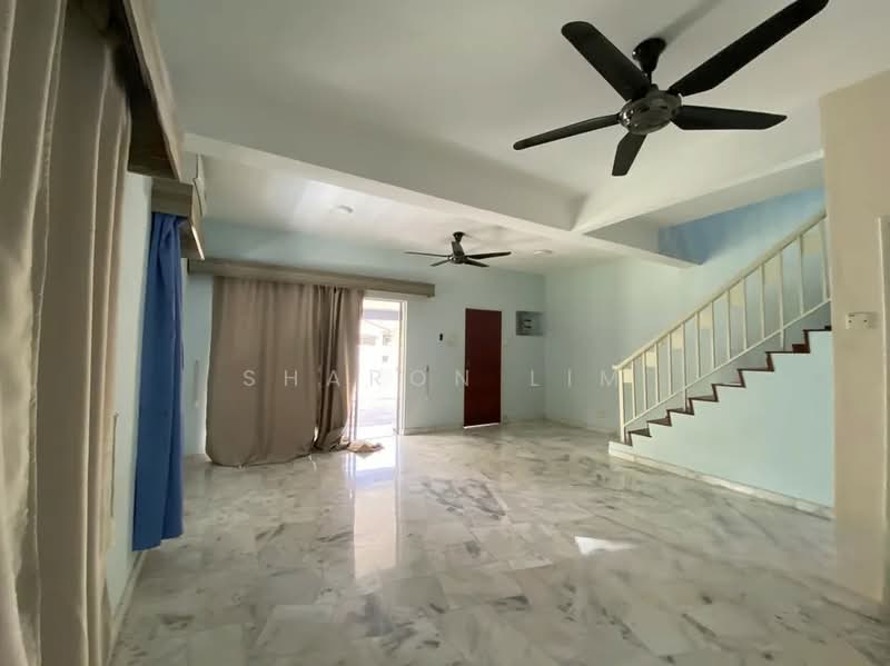 Rumah Teres 2 Tingkat untuk Disewa di Putra Heights (Subang Jaya) - Sharon Lim - Living Room - PropertyGuru.com.my
