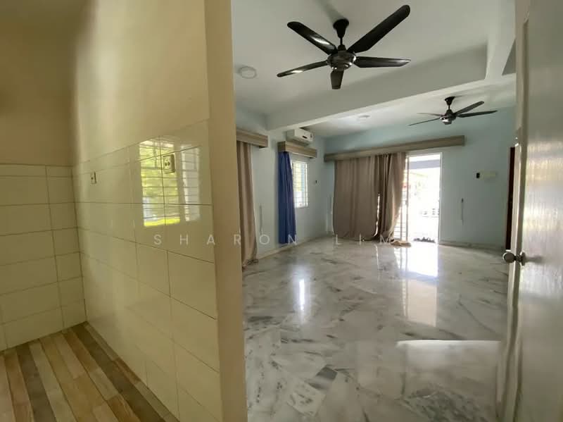 Rumah Teres 2 Tingkat untuk Disewa di Putra Heights (Subang Jaya) - Sharon Lim - living room - PropertyGuru.com.my