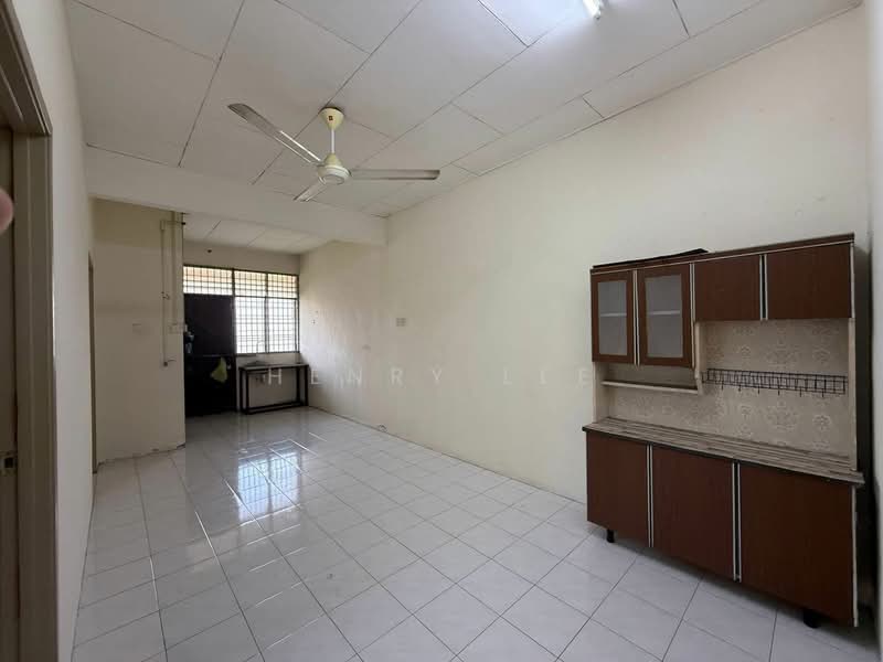 Rumah Teres 1 Tingkat untuk Disewa di Lembah Impiana (Kulim) - Henry Lee - Living Room - PropertyGuru.com.my
