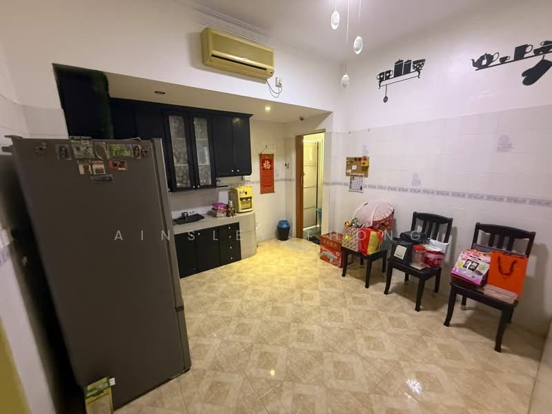 Rumah Teres 2 Tingkat untuk Dijual di Taman Sri Wani (Ipoh) - Ainsley Thong - Kitchen - PropertyGuru.com.my
