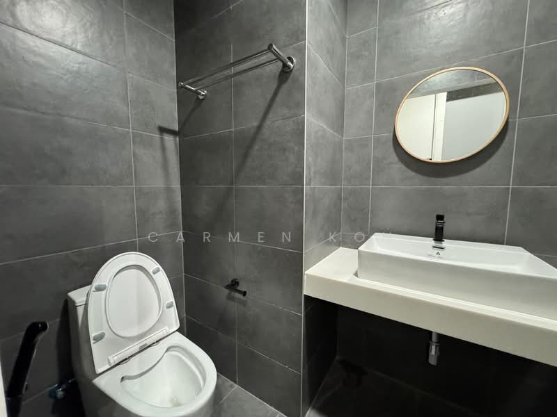 Servis Apartment untuk Disewa di The Mate @ Damansara Jaya - Carmen Koh - Bathroom - PropertyGuru.com.my