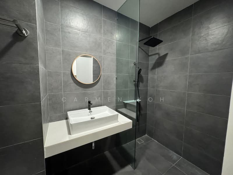 Servis Apartment untuk Disewa di The Mate @ Damansara Jaya - Carmen Koh - Bathroom - PropertyGuru.com.my