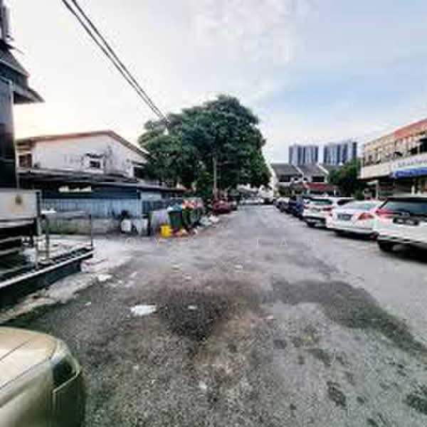 Shop / Office for Rent in Taman Overseas Union (Taman Oug) (Jalan Klang Lama (Old Klang Road)) - Joyce Tan - Exterior - PropertyGuru.com.my