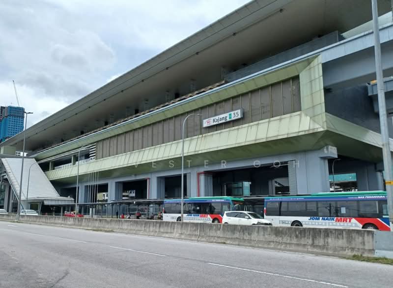 Shop for Rent in Mkh Boulevard (Kajang) - Sylvester Goh - Exterior - PropertyGuru.com.my